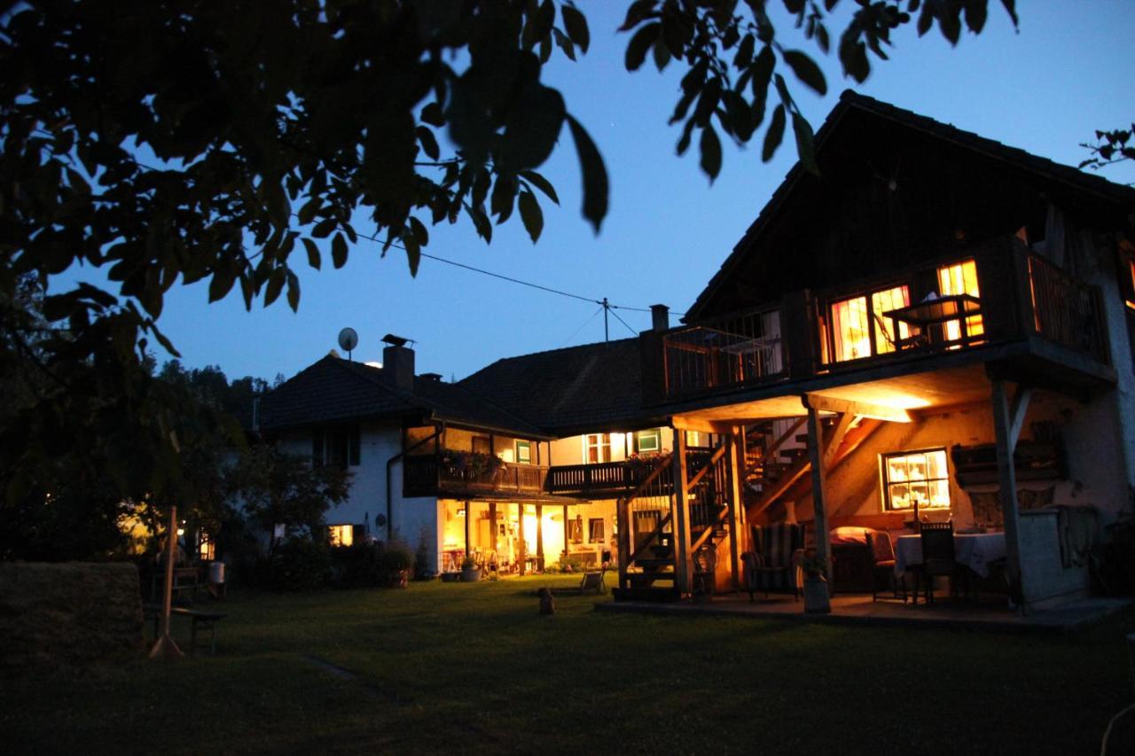 Sachserhof Ferienwohnungen In Sachsenburg Bagian luar foto
