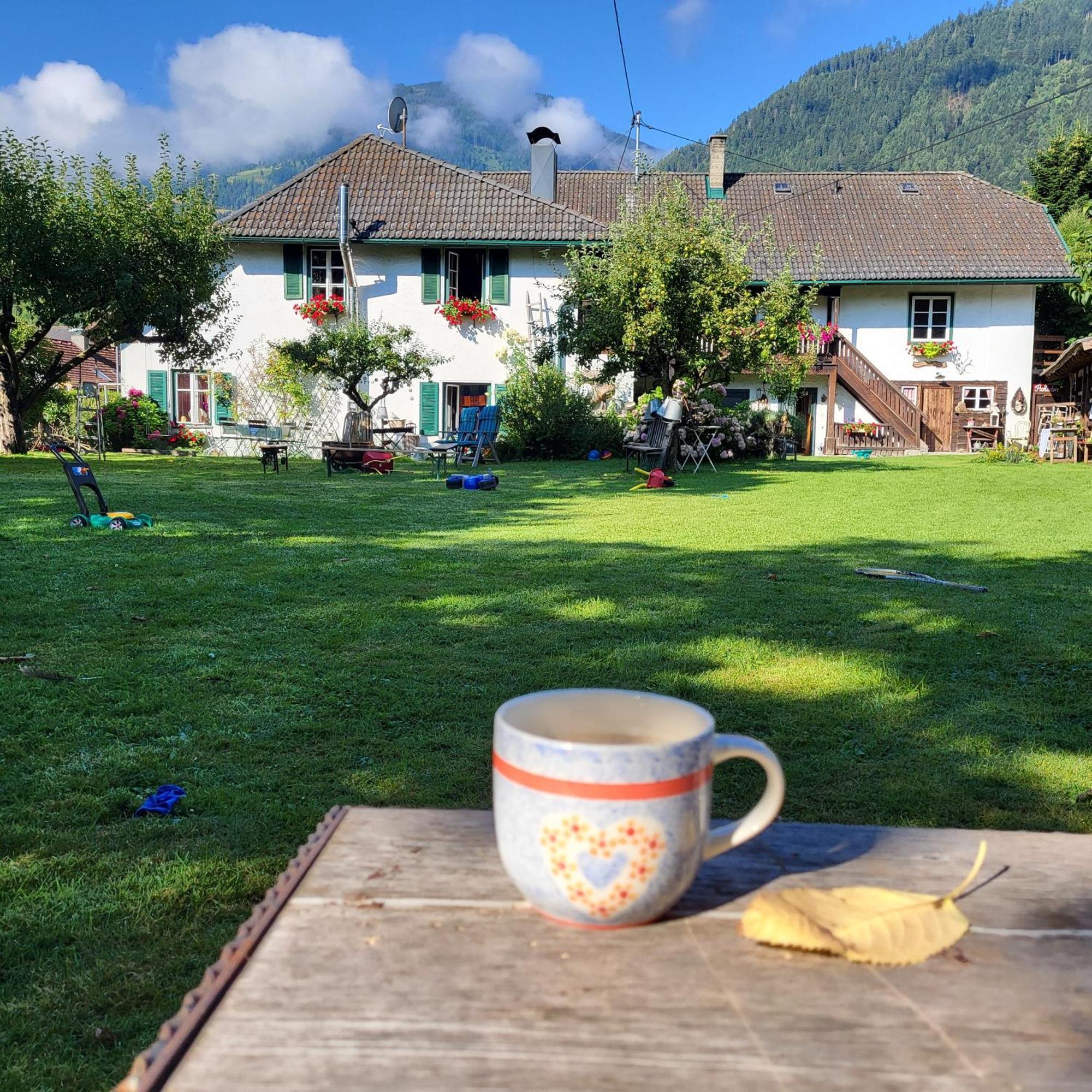 Sachserhof Ferienwohnungen In Sachsenburg Bagian luar foto