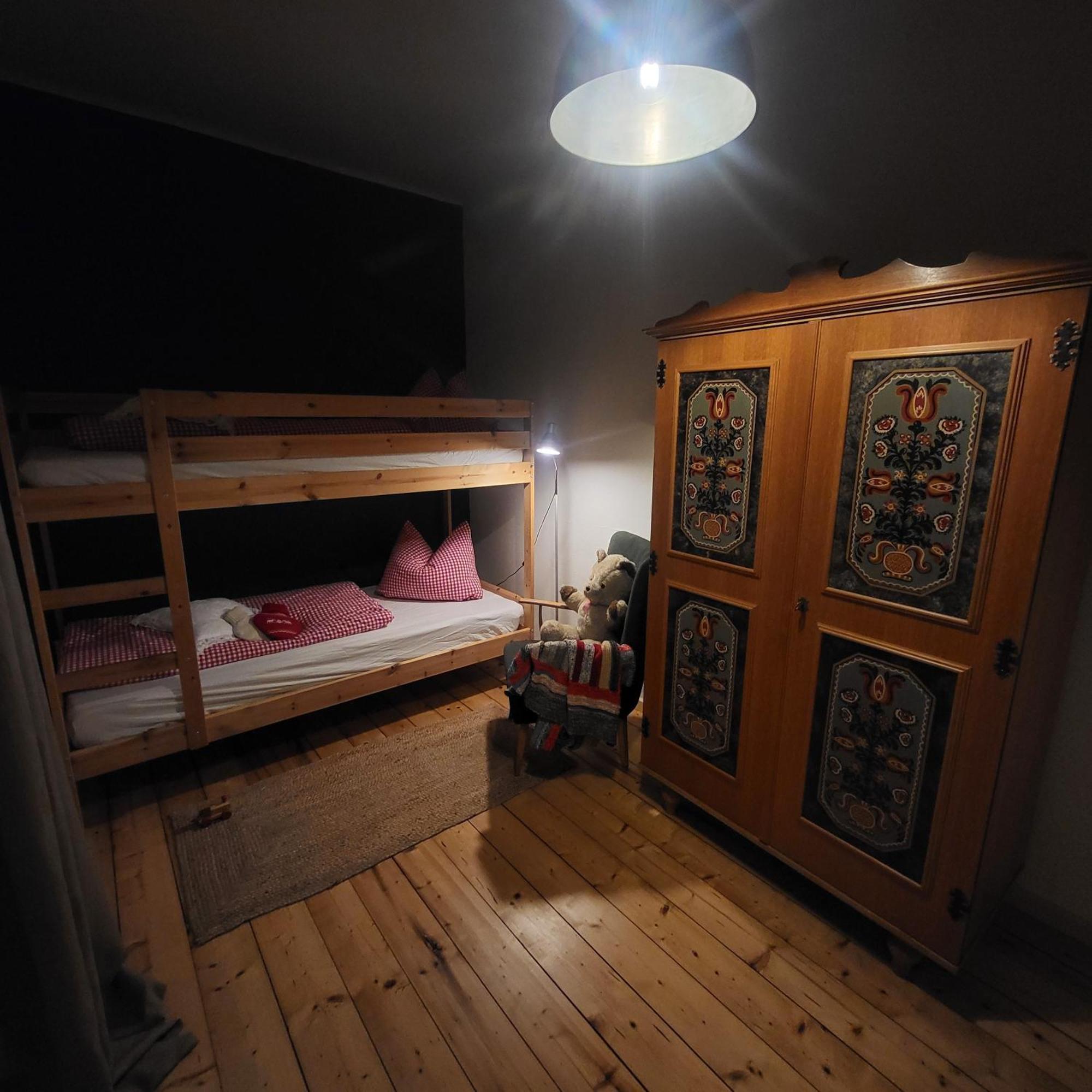 Sachserhof Ferienwohnungen In Sachsenburg Bagian luar foto